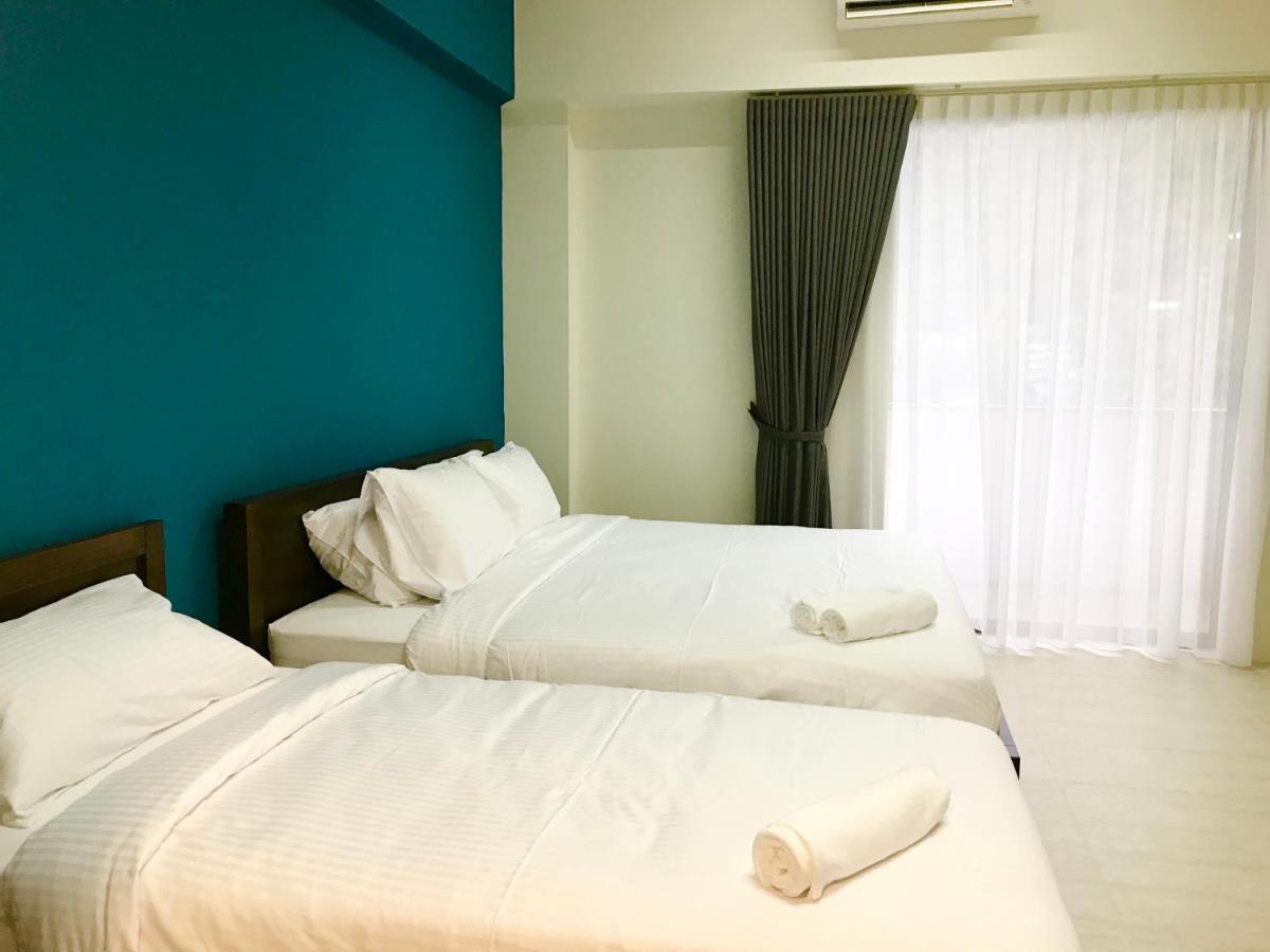 By The Beach - Luxury 2 Bedrooms Family Suite Batu Ferringhi Esterno foto